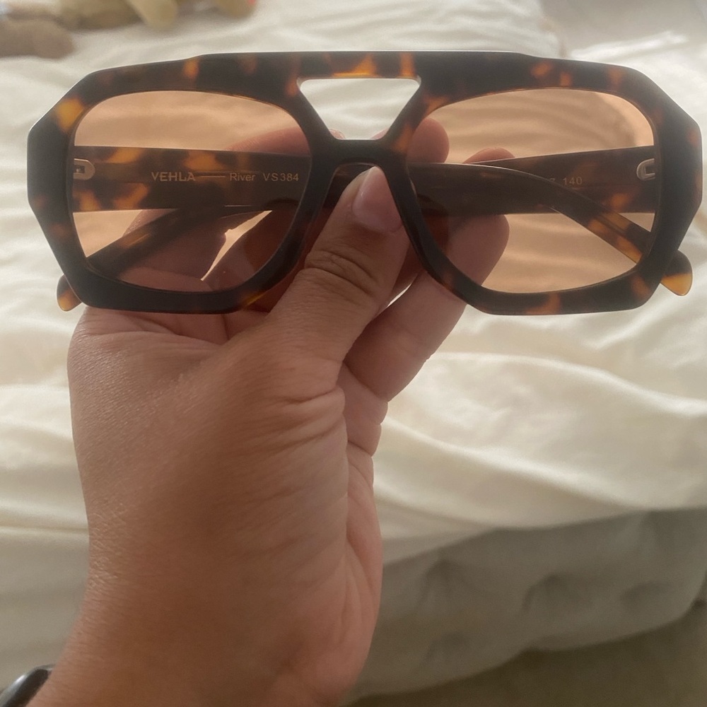 Vehla Sunglasses in the Style River